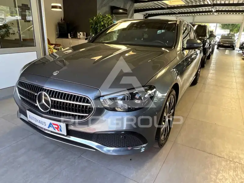2023 Mercedes Benz E 300