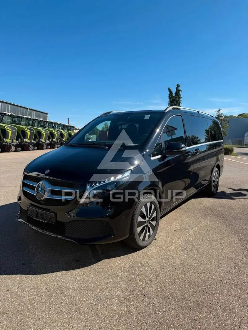 2023 Mercedes Benz 220