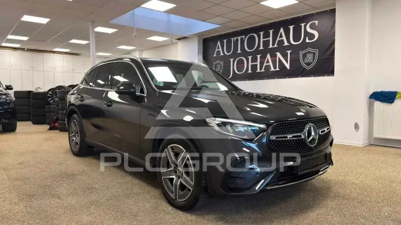 2023 Mercedes Benz GLC 300