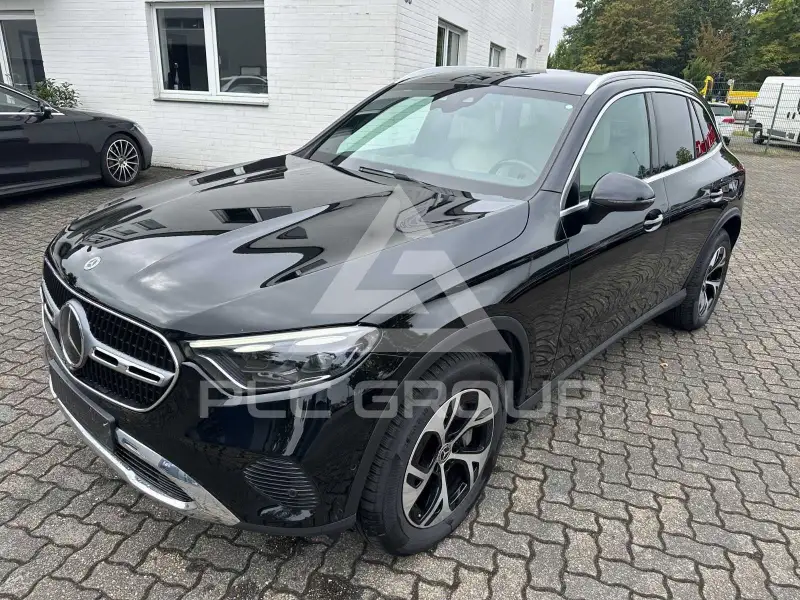 2023 Mercedes Benz GLC 300
