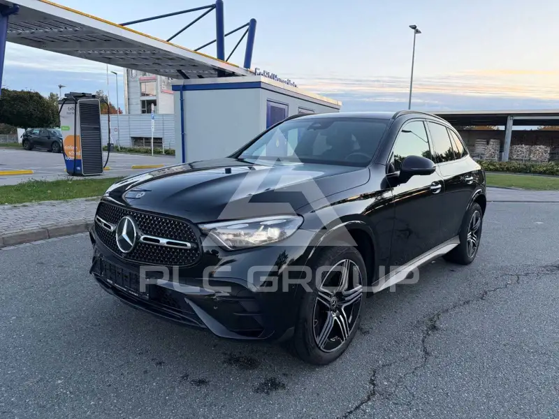 2023 Mercedes Benz GLC 300