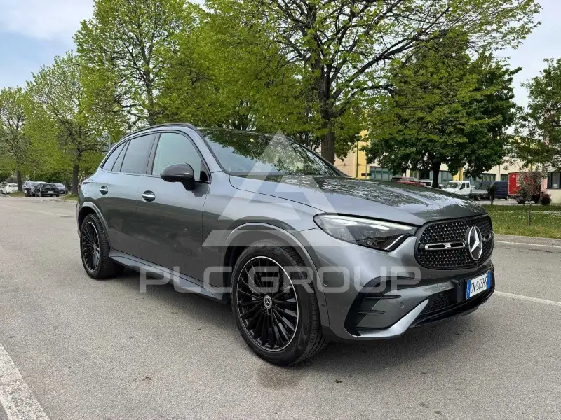2023 Mercedes Benz GLC 300