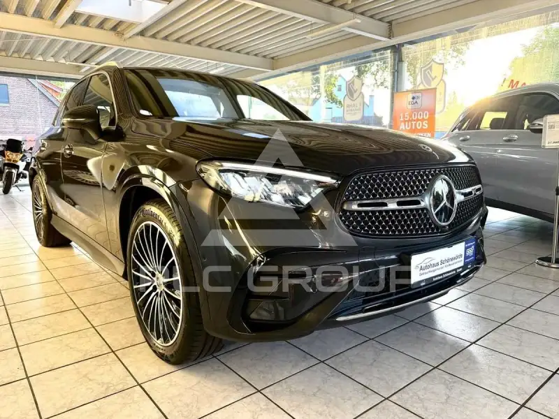 2023 Mercedes Benz GLC 300