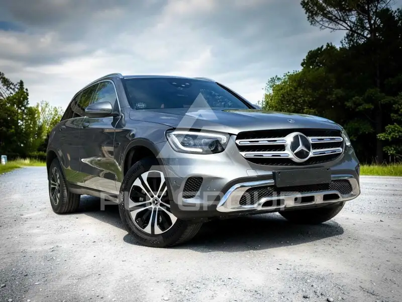 2023 Mercedes Benz GLC 300