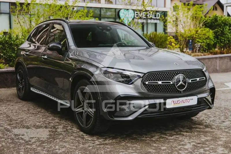 2023 Mercedes Benz GLC 300