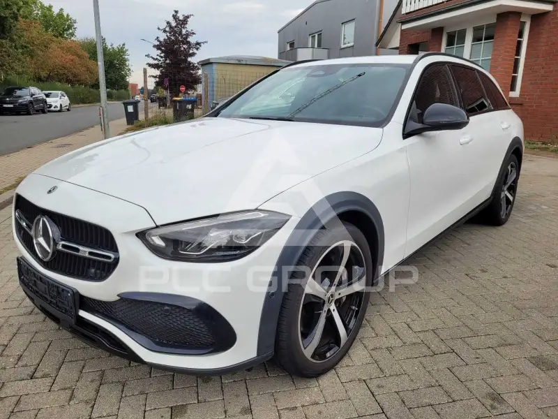 2023 Mercedes Benz C 220