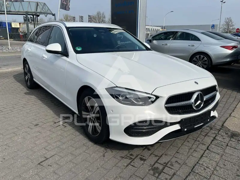 2023 Mercedes Benz C 220