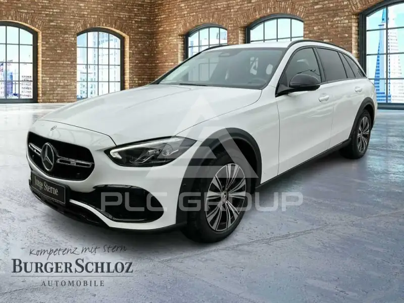 2023 Mercedes Benz C 220