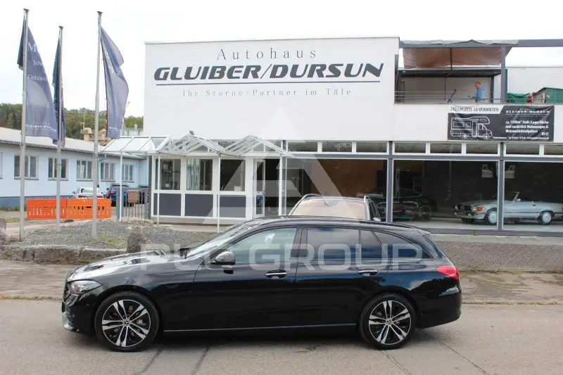2023 Mercedes Benz C 220