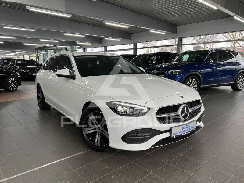 2023 Mercedes Benz C 220