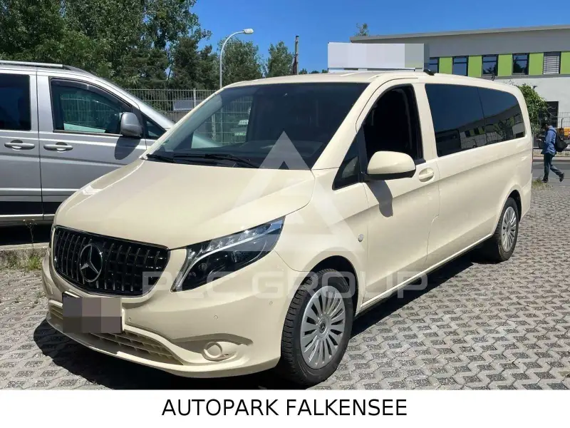 2023 Mercedes Benz Vito