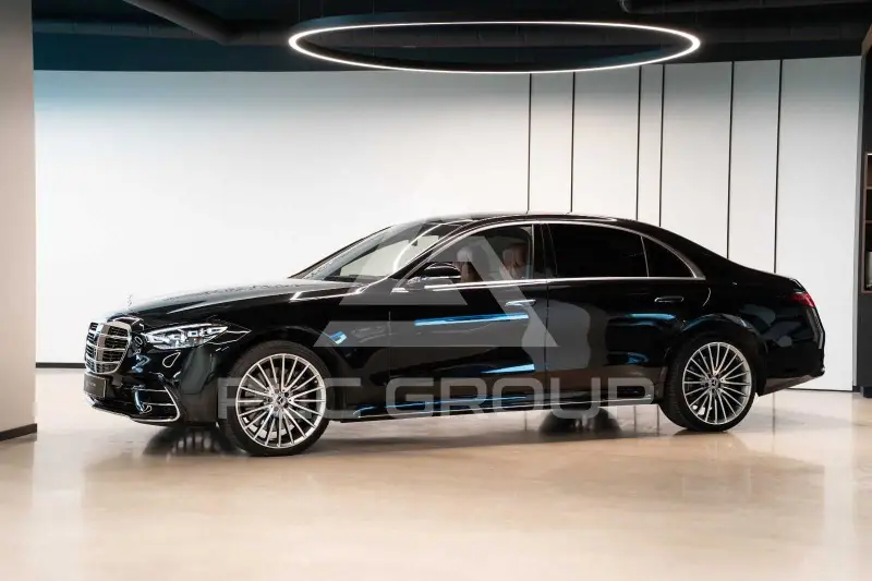 2023 Mercedes Benz S 400