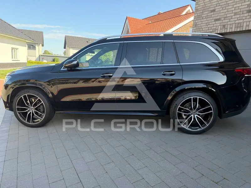2023 Mercedes Benz GLS 400