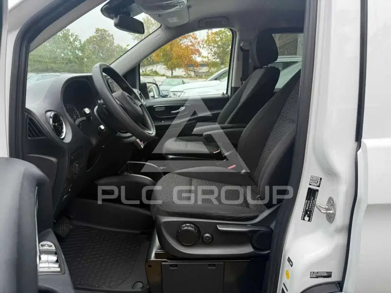 2023 Mercedes Benz V