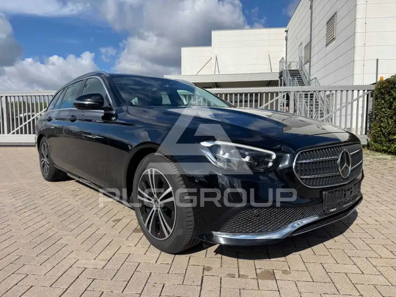 2023 Mercedes Benz E 200
