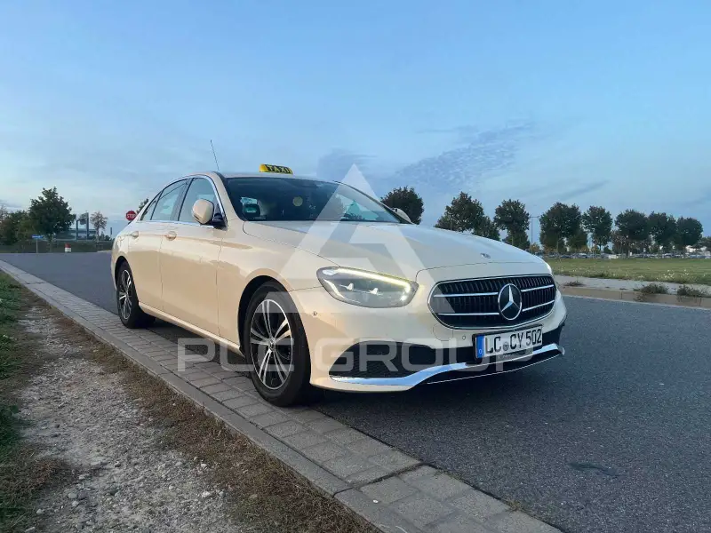 2023 Mercedes Benz E 200