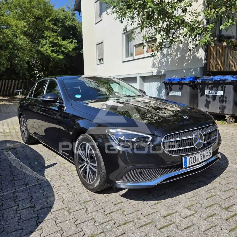 2023 Mercedes Benz E 220