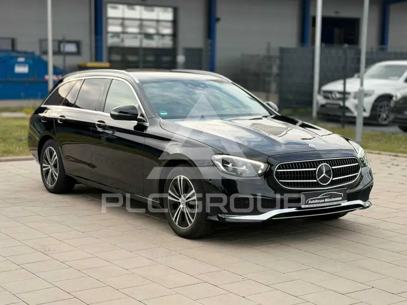 2023 Mercedes Benz E 220