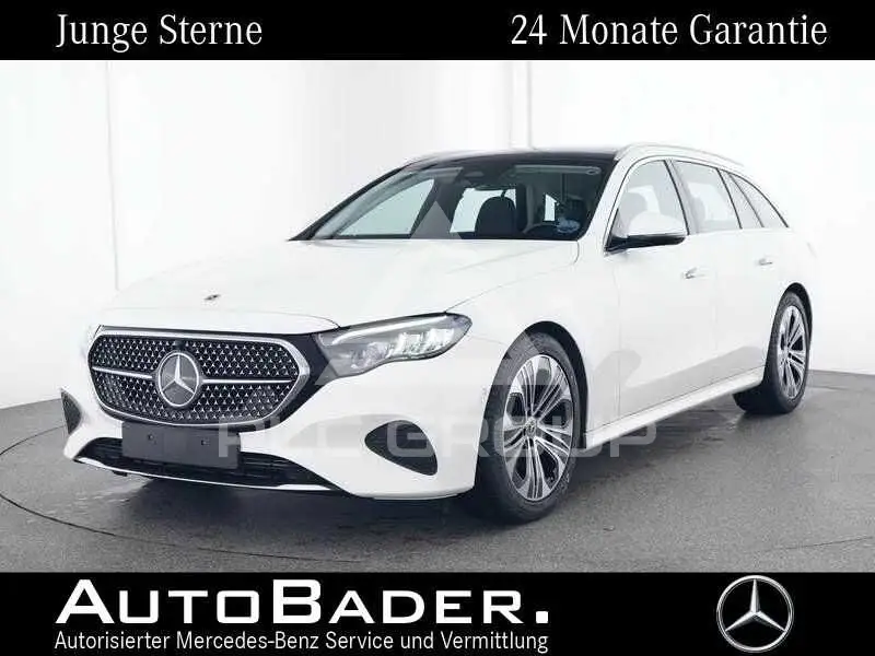 2023 Mercedes Benz E 220