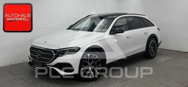 2023 Mercedes Benz E 220