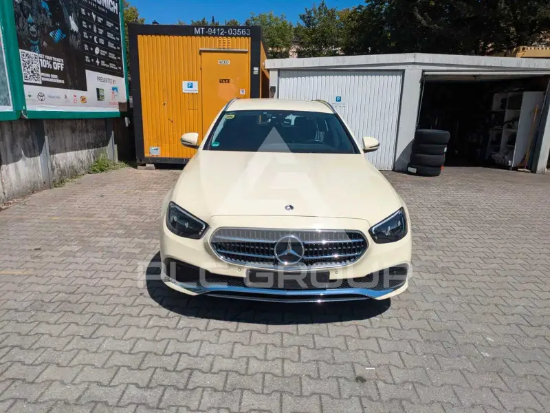 2023 Mercedes Benz E 220