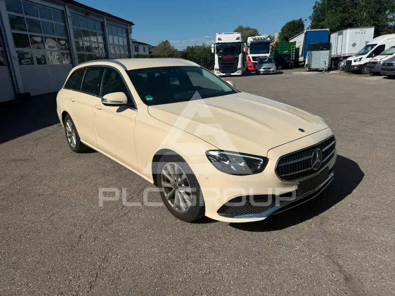 2023 Mercedes Benz E 220