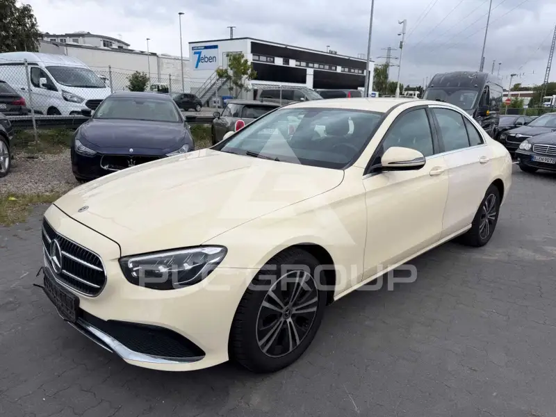 2023 Mercedes Benz E 220