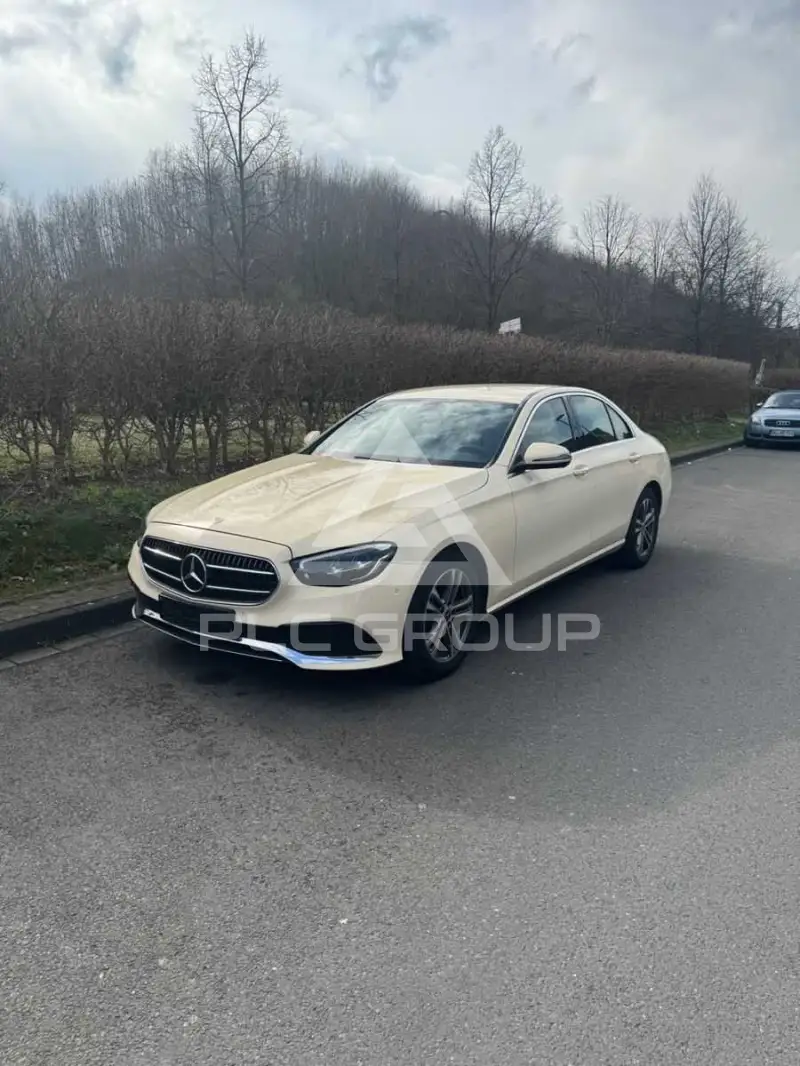 2023 Mercedes Benz E 220