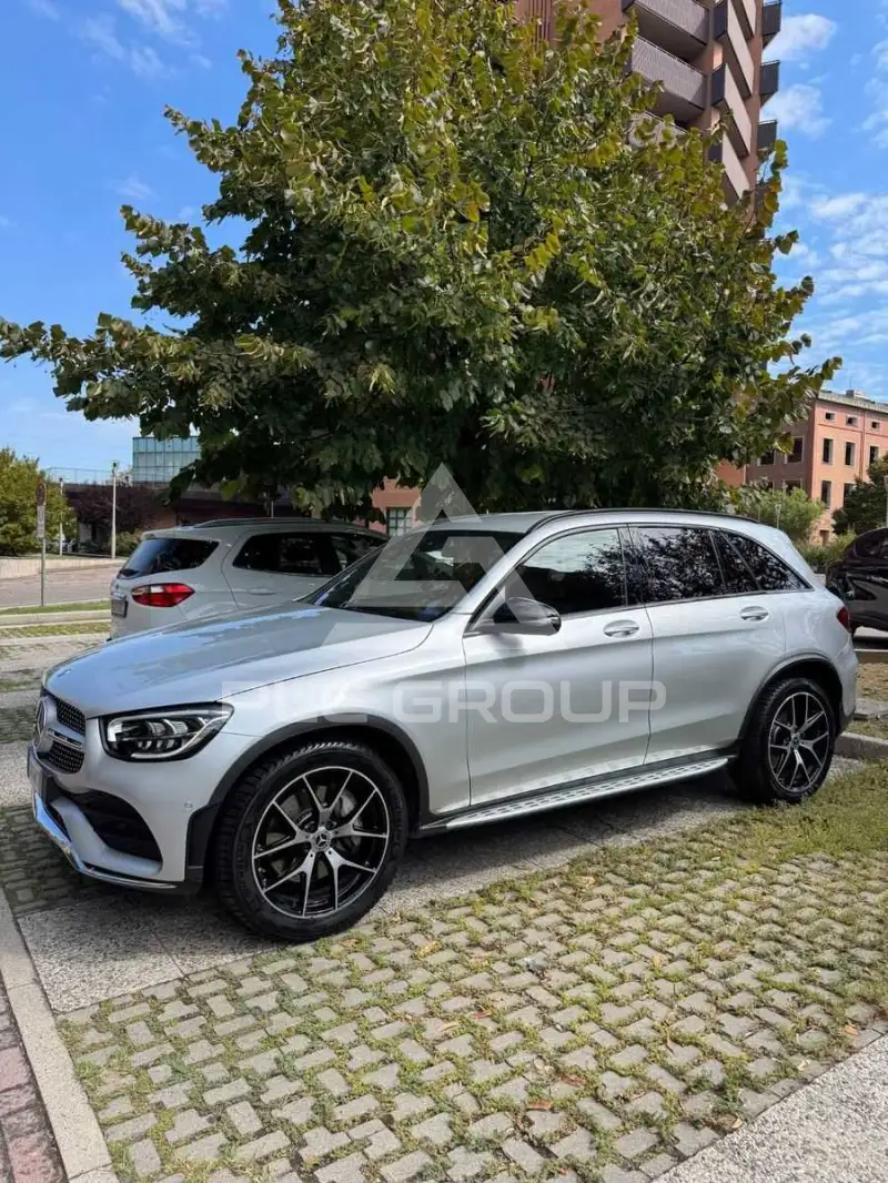 2023 Mercedes Benz GLC 200