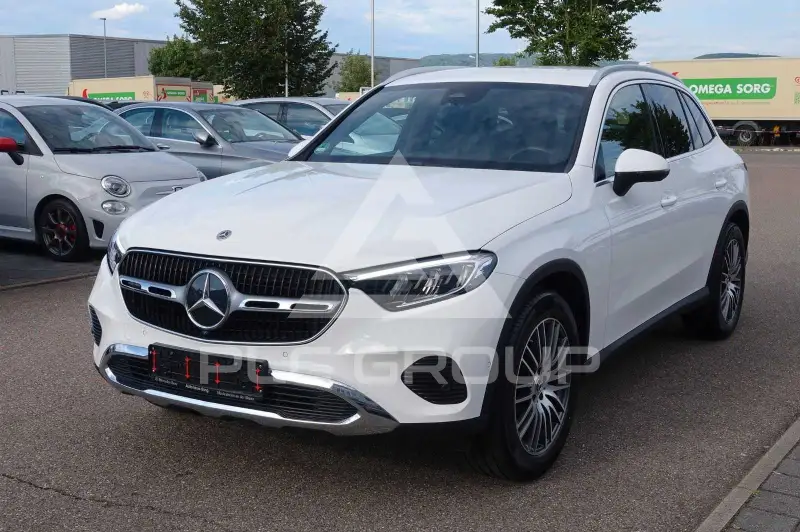 2023 Mercedes Benz GLC 200