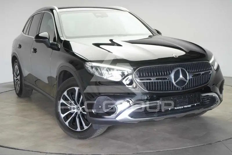 2023 Mercedes Benz GLC 200