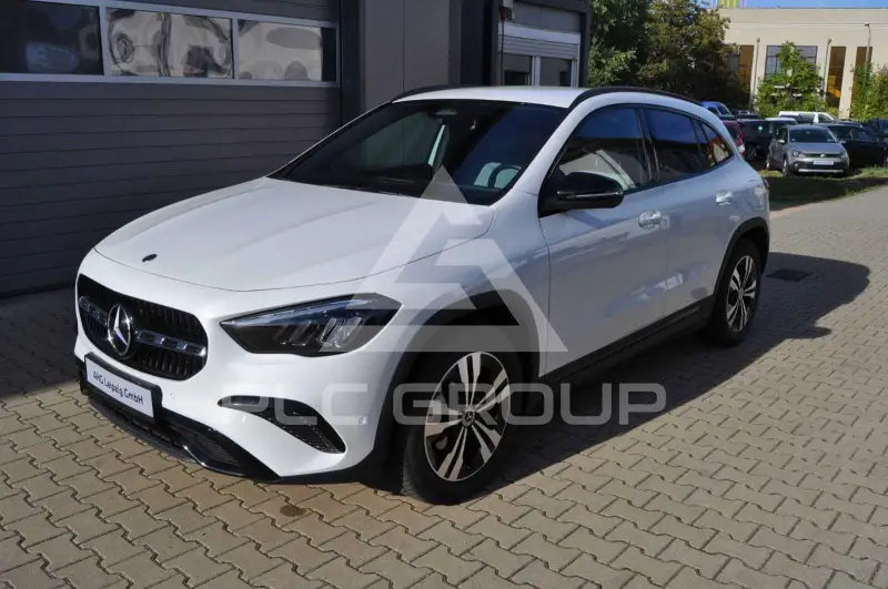 2023 Mercedes Benz GLA 200