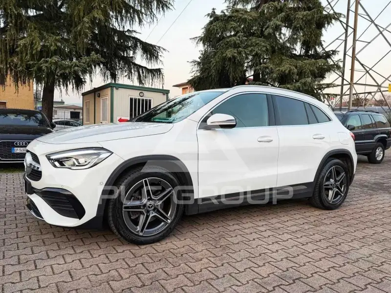 2023 Mercedes Benz GLA 200