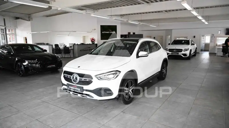 2023 Mercedes Benz GLA 200