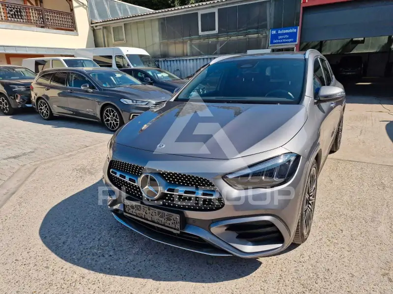 2023 Mercedes Benz GLA 200