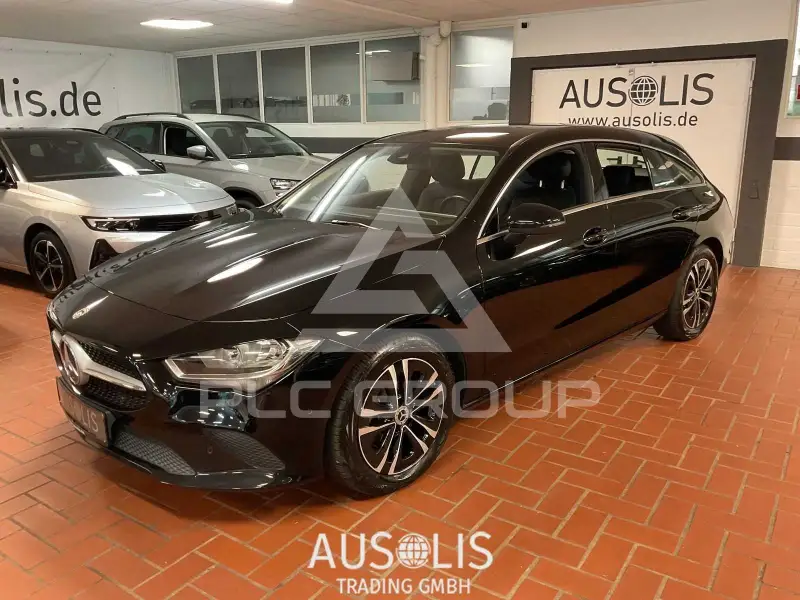 2023 Mercedes Benz CLA 180