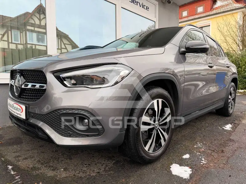 2023 Mercedes Benz GLA 220