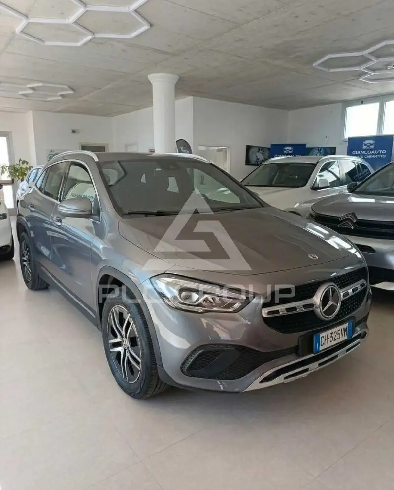 2023 Mercedes Benz GLA 220