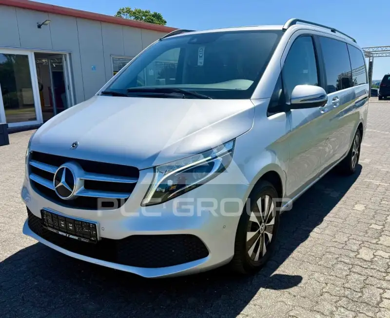 2023 Mercedes Benz V 220