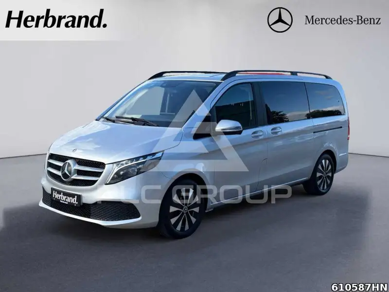 2023 Mercedes Benz V 220