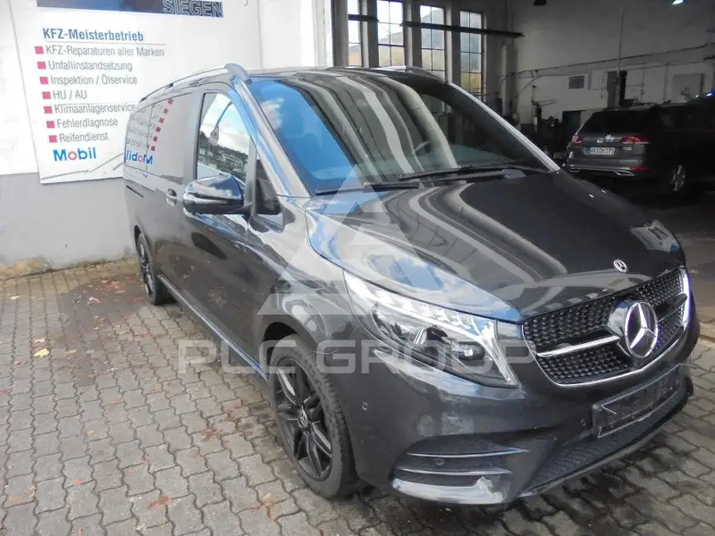 2023 Mercedes Benz V 220