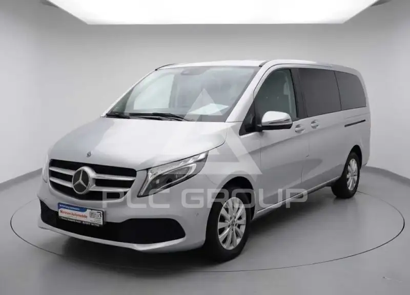 2023 Mercedes Benz V 220