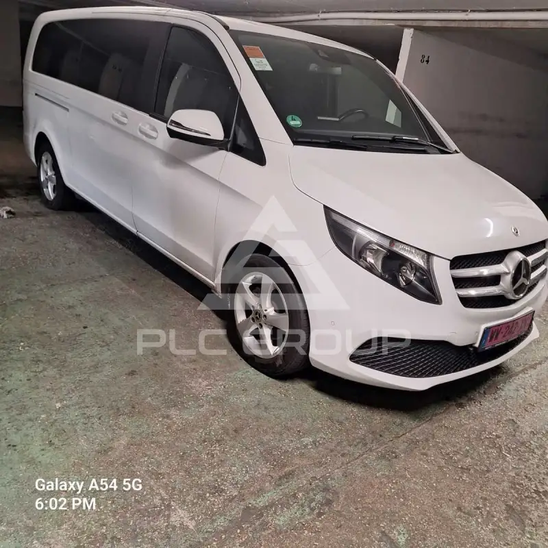 2023 Mercedes Benz V 220