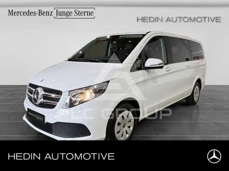 2023 Mercedes Benz V 220