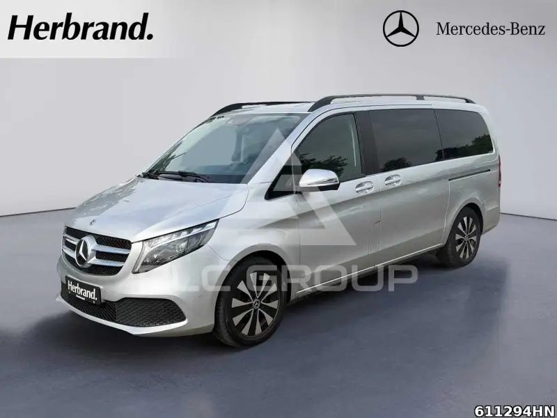 2023 Mercedes Benz V 220