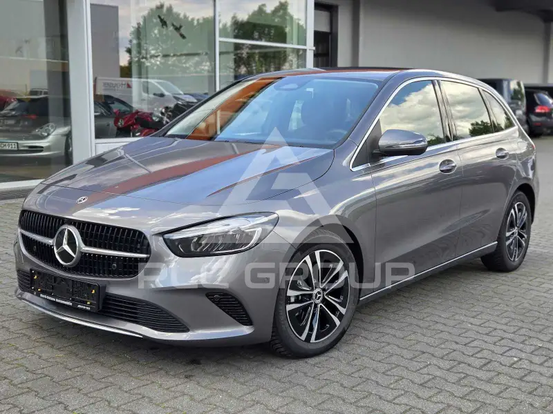 2023 Mercedes Benz B 180