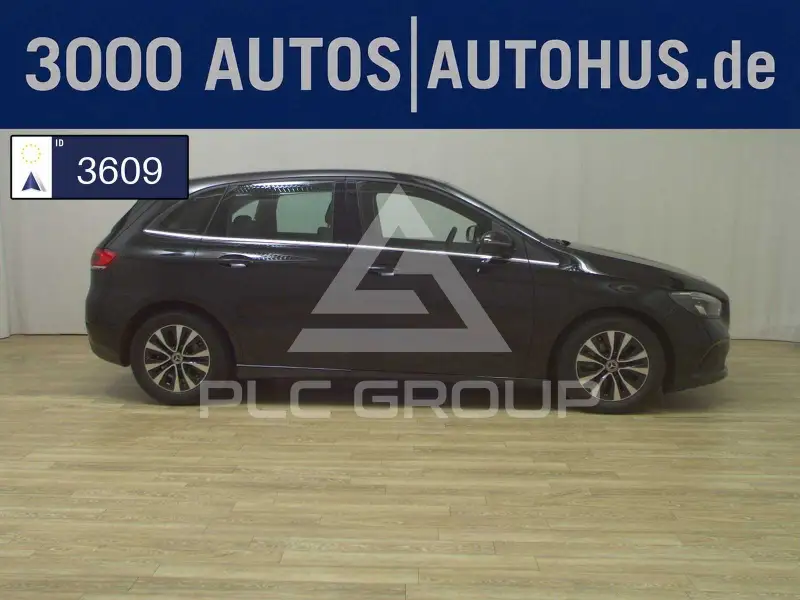 2023 Mercedes Benz B 180