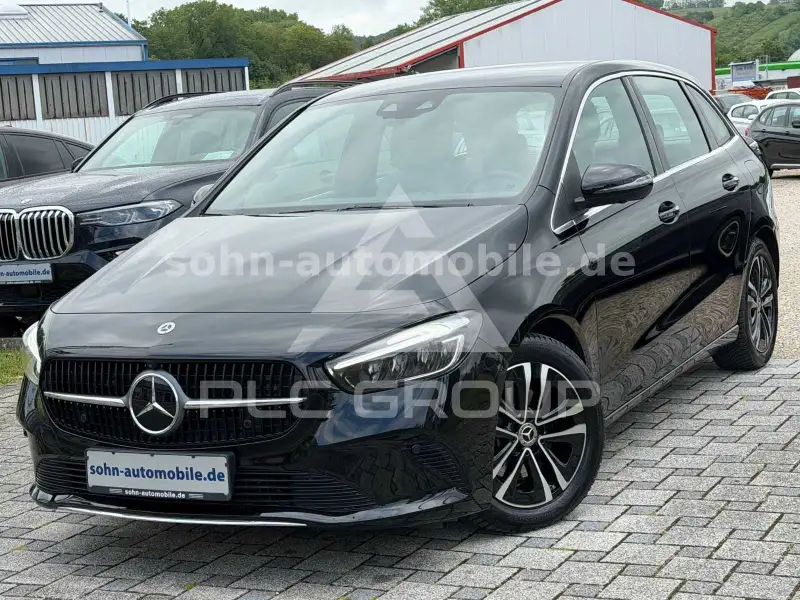 2023 Mercedes Benz B 180