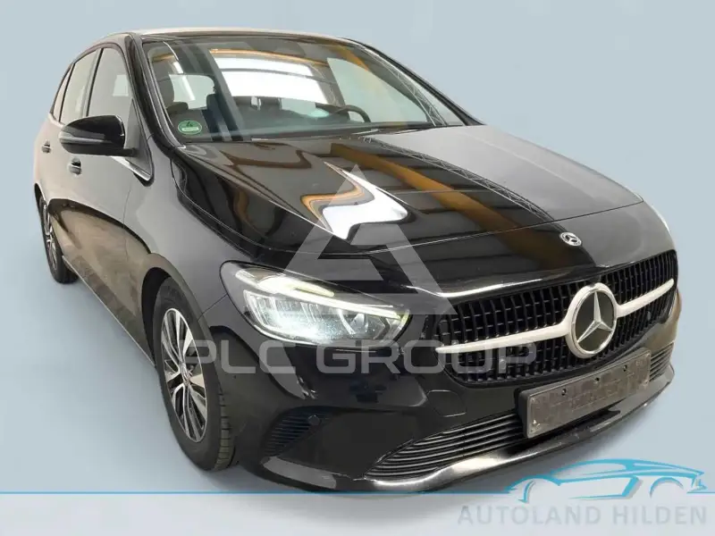 2023 Mercedes Benz B 180