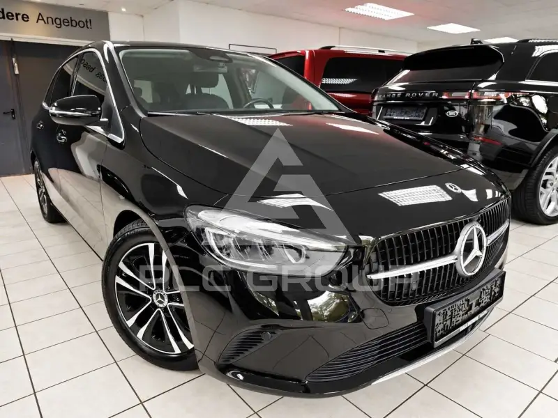 2023 Mercedes Benz B 180